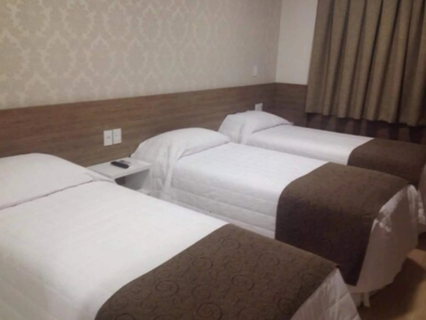 Holiday & Business Hotel - Ao lado do Centro de Eventos e Arena Conda