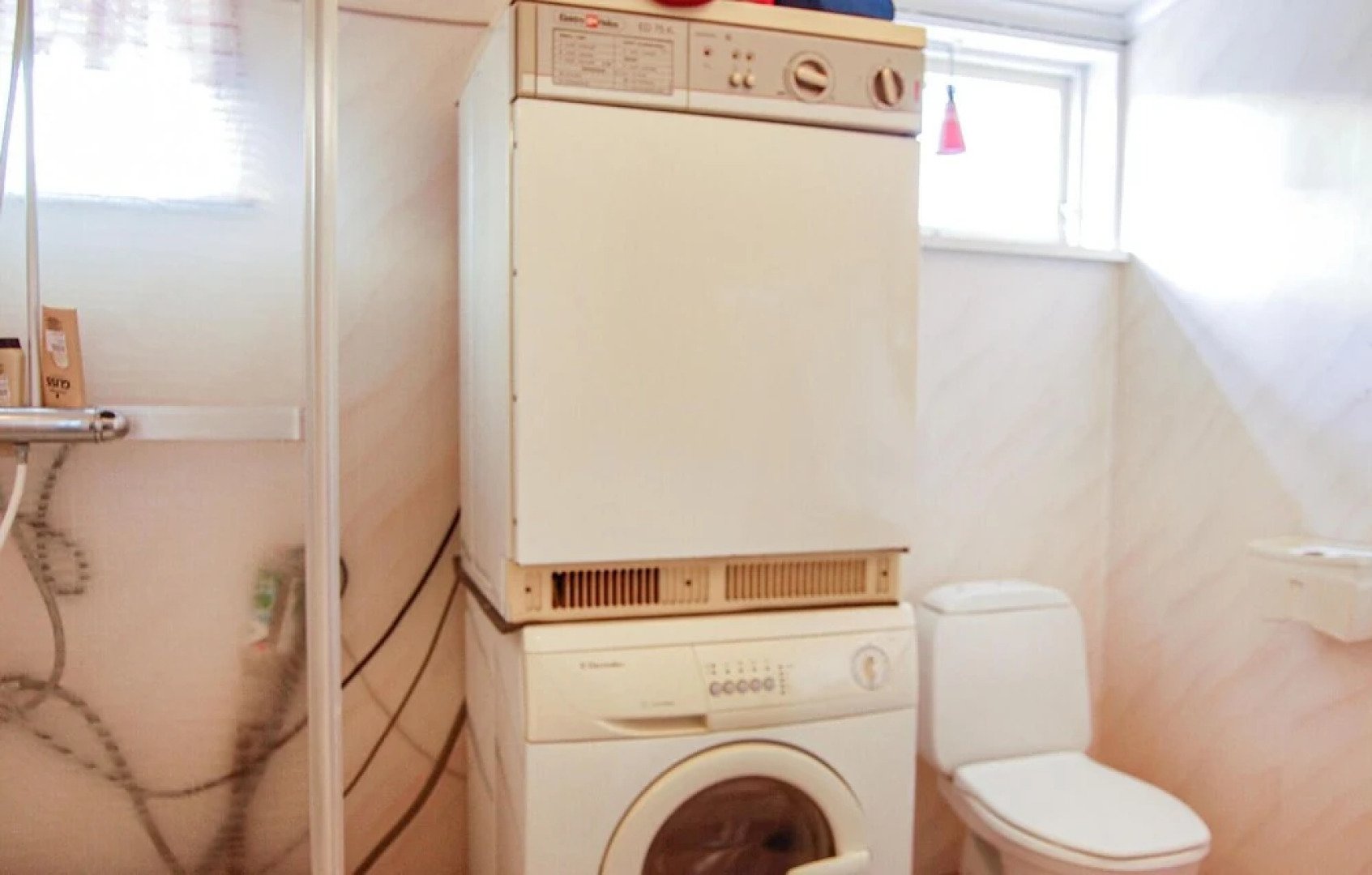 Nice Home in Klintehamn With 4 Bedrooms and Wifi