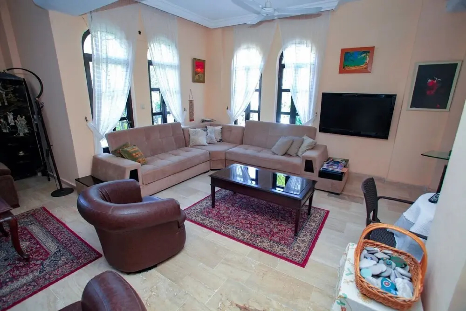 Diplomat 2 Hotel and Apartments