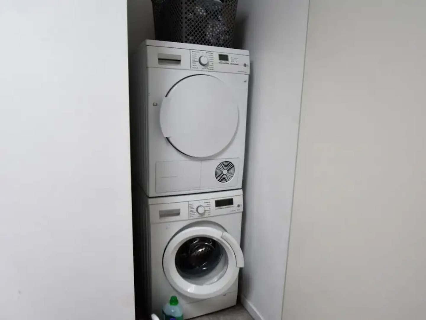 Modern Holiday Home in Maasmechelen With Sauna