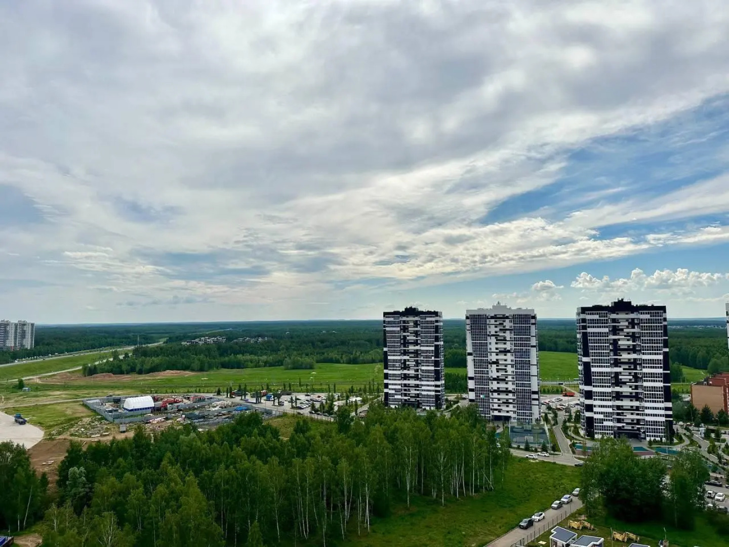 Апартаменты на улице Теплых Встреч 2