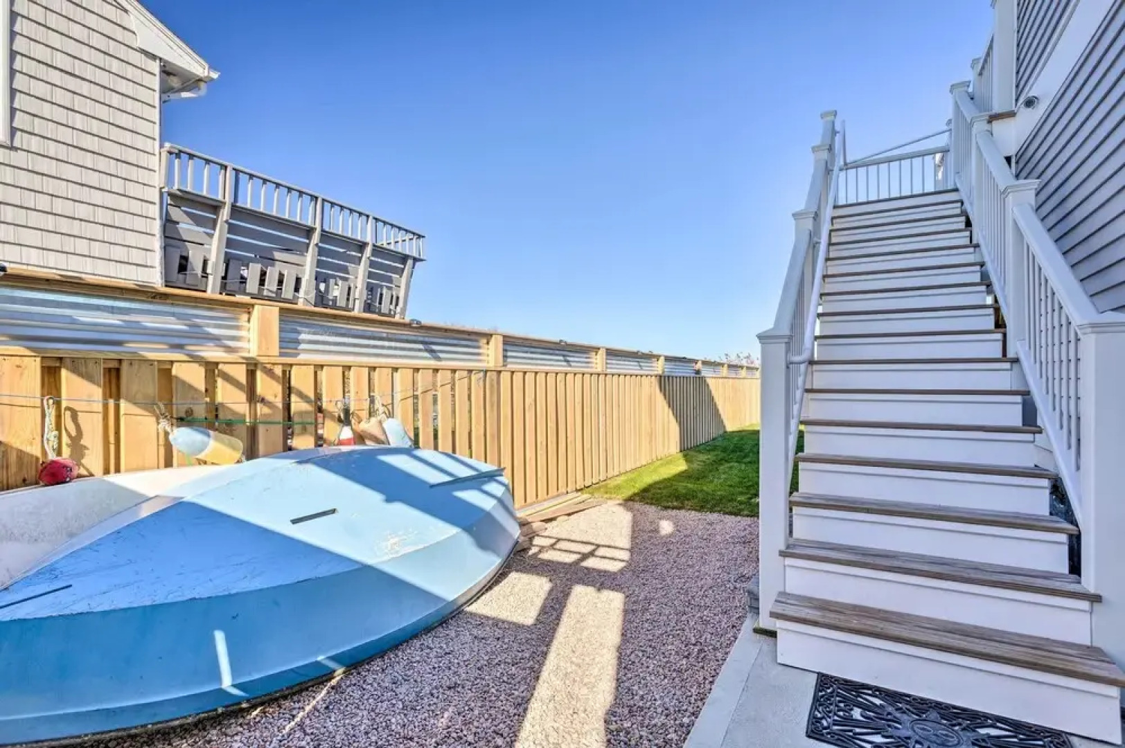 Seaside SK Getaway: Steps to Matunuck Beach!