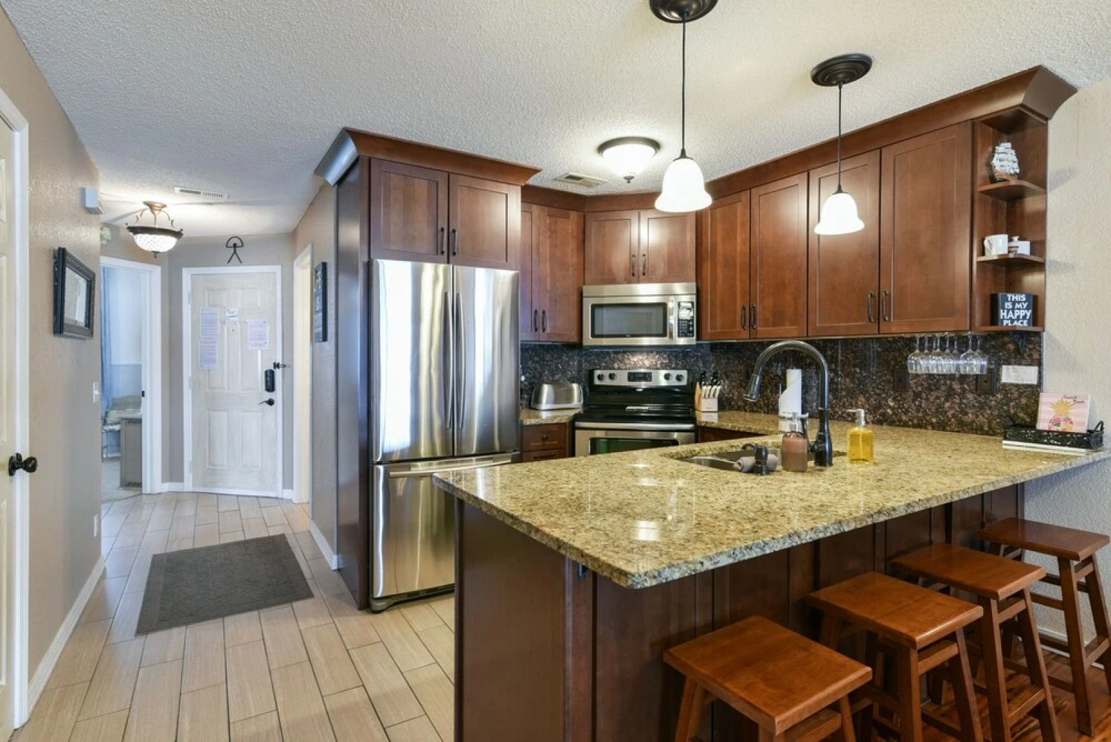 700 Emerald Point 3 Bedroom Condo