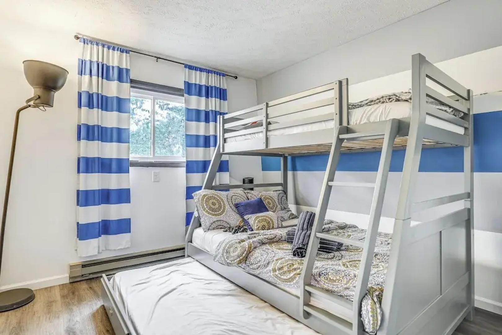 Wooded Tobyhanna Home w/ Fire Pit & Lake Access!