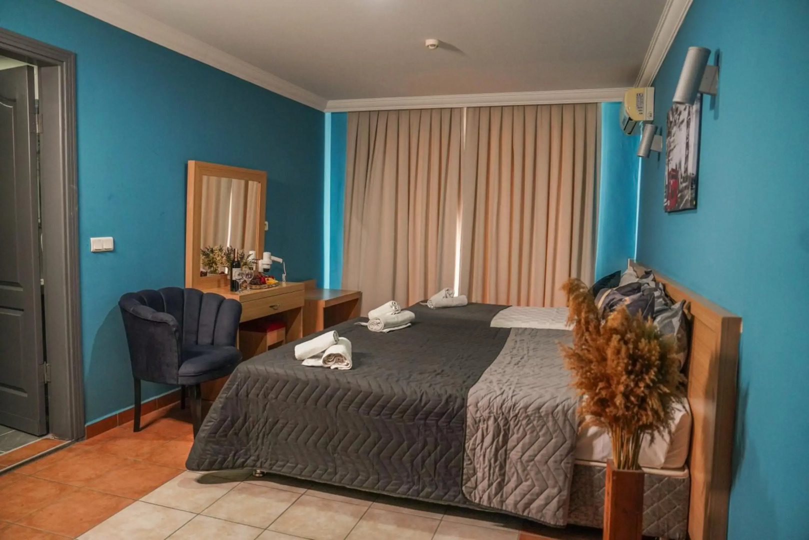 Sunny Hill Alya Hotel