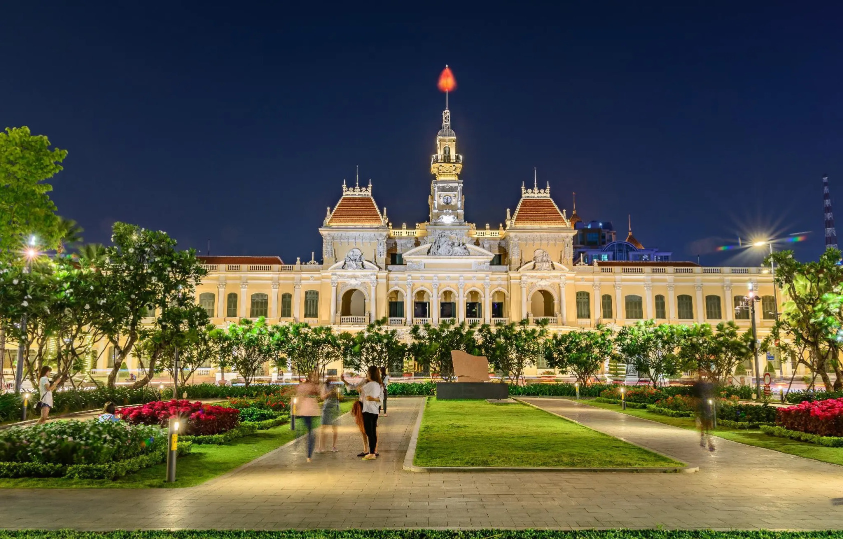 Silverland Min Hotel