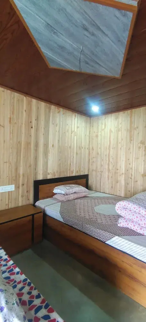 Zero Points TheLaure cottage Shreeantu