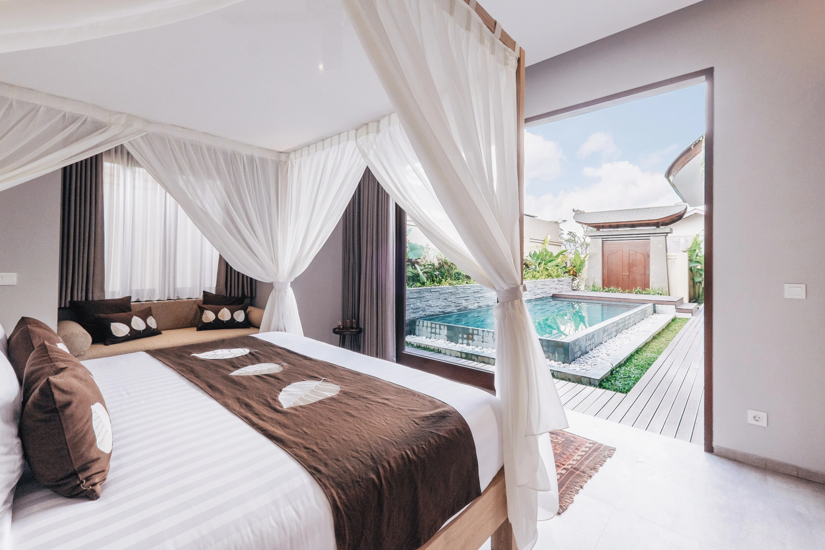 Daun Lebar Villas