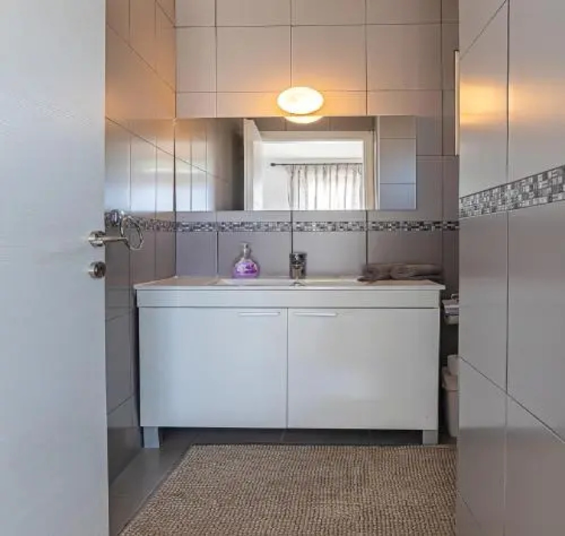 Apartment 14 in Coral Bay