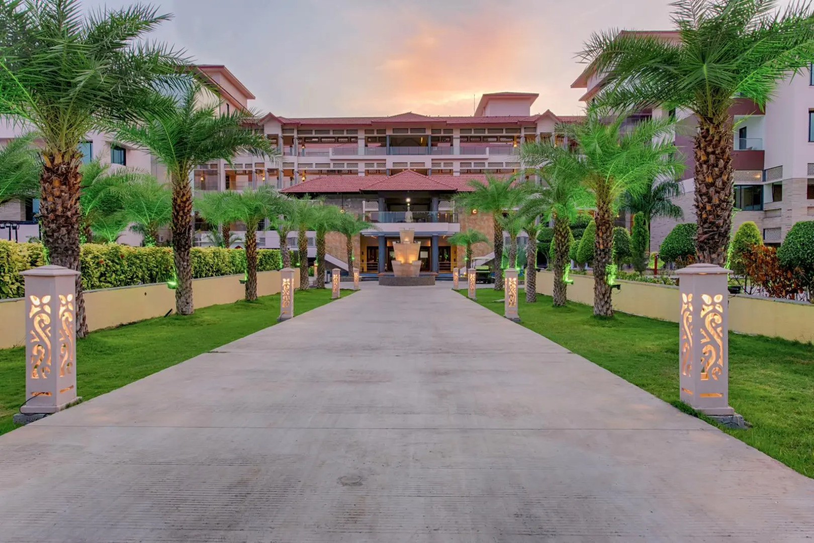 Crescent Spa And Resorts Indore