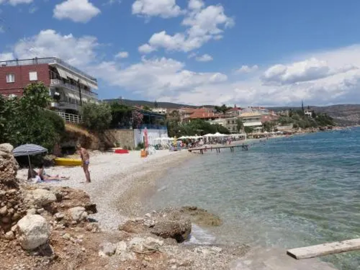 Blue Sky Apartments & Rooms