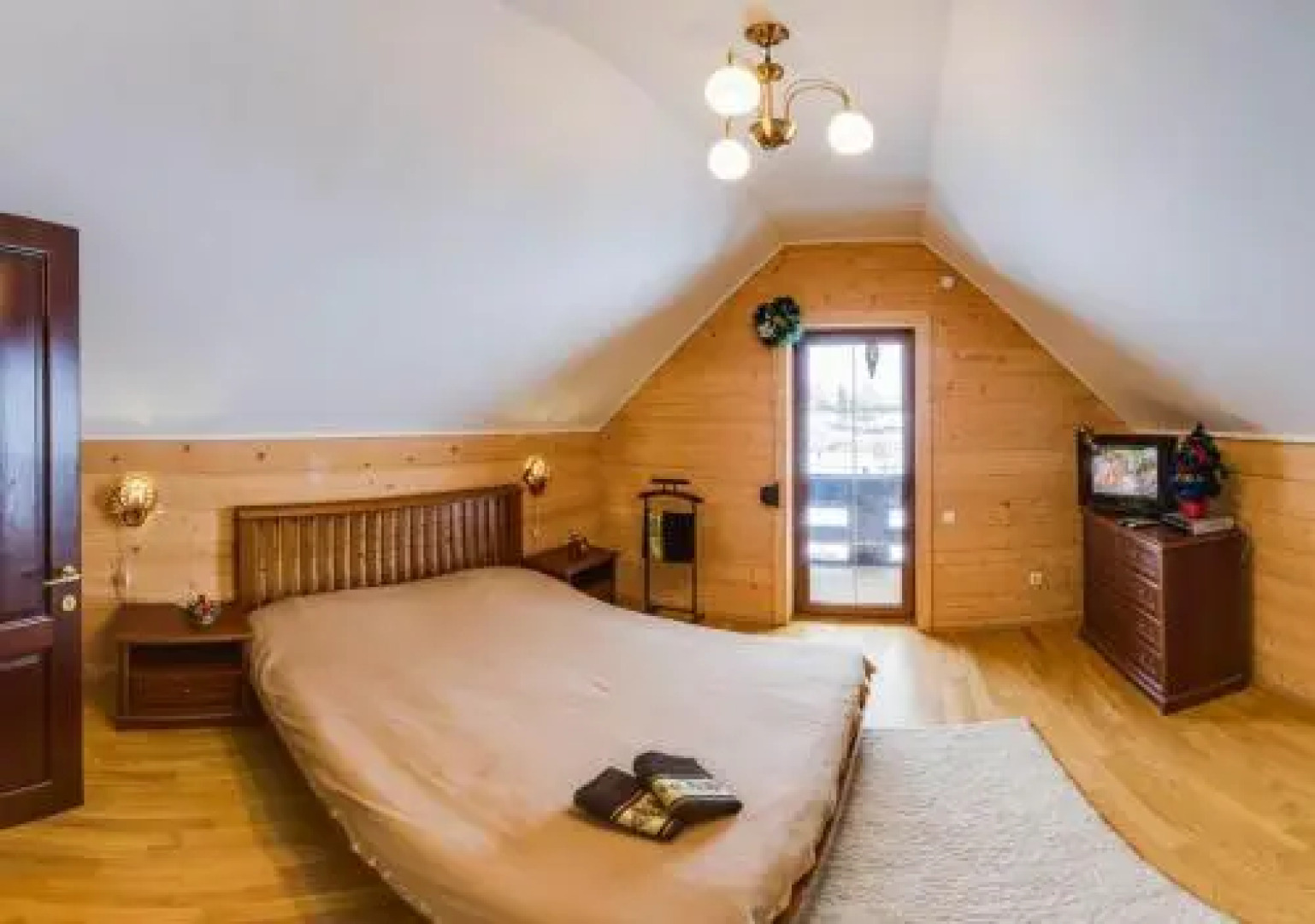 Gallery of Mountains Holiday Home