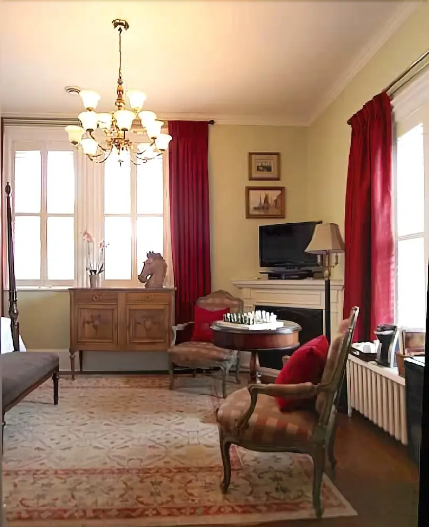 The Chisholms in Stratford