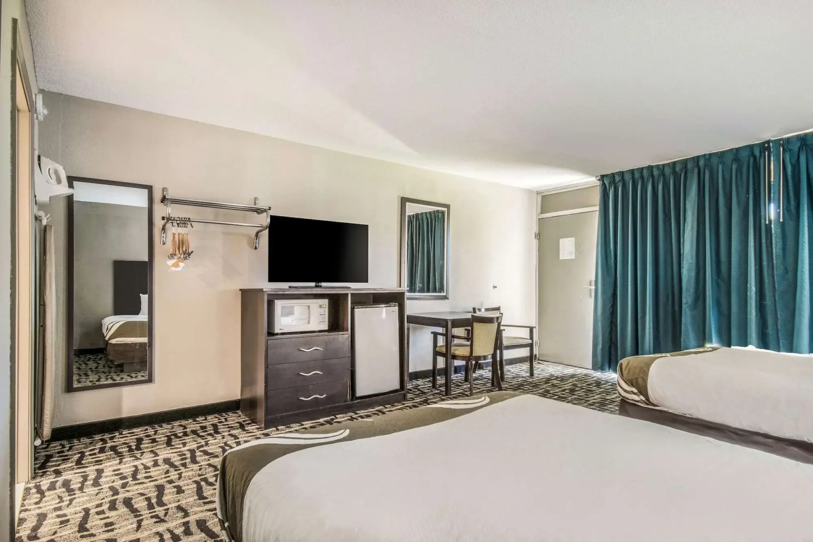 Quality Inn & Suites York East