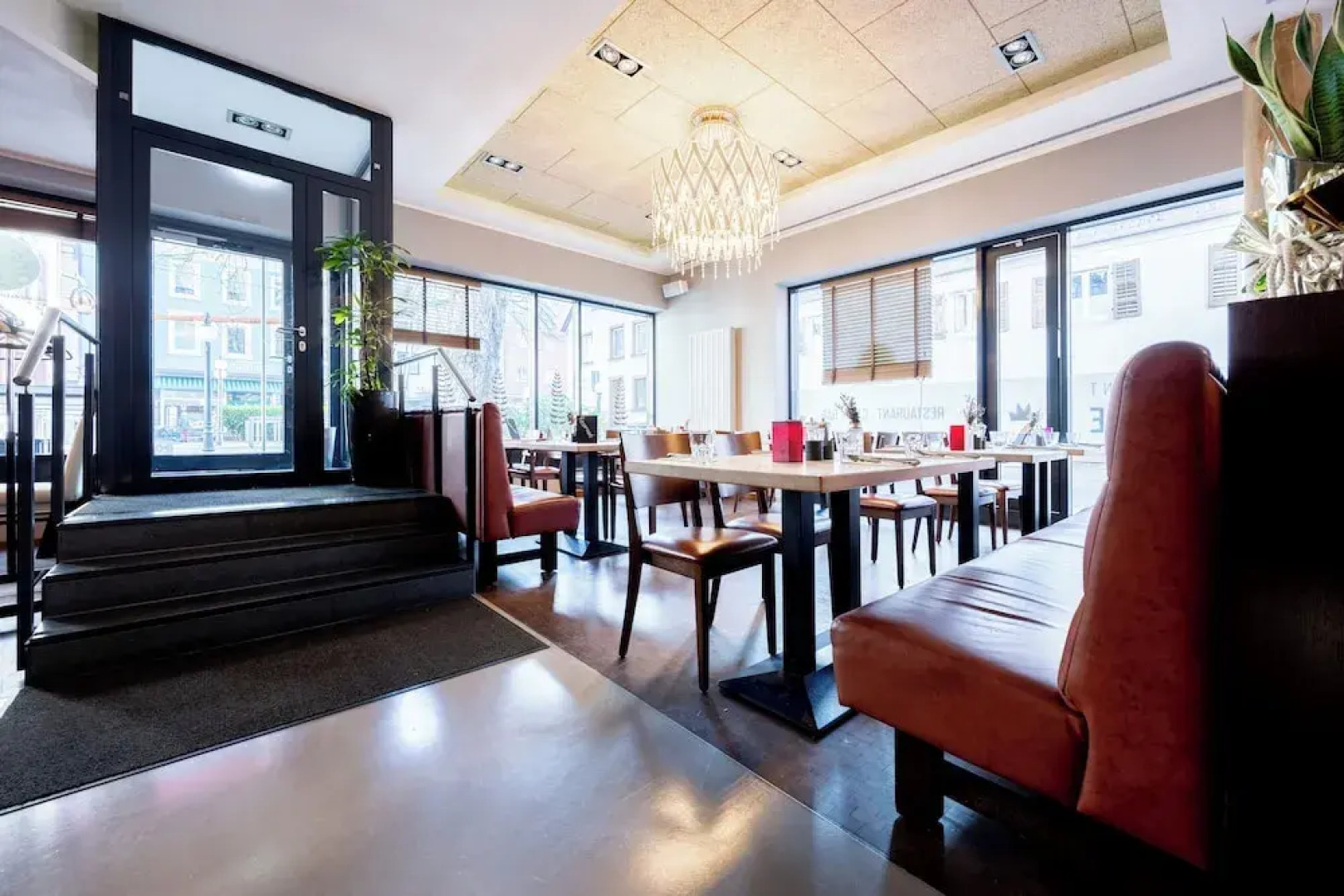 Digital Hotel Kronjuwel by BRIGHT Waldkirch - Self Check-in