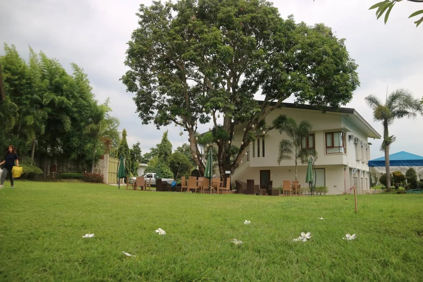 The Farmhouse by EDL