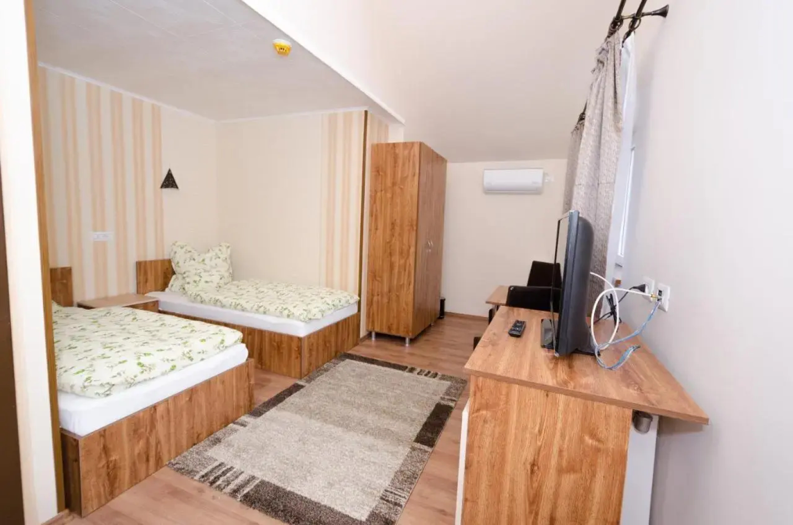 Camere-Apartament Steyna