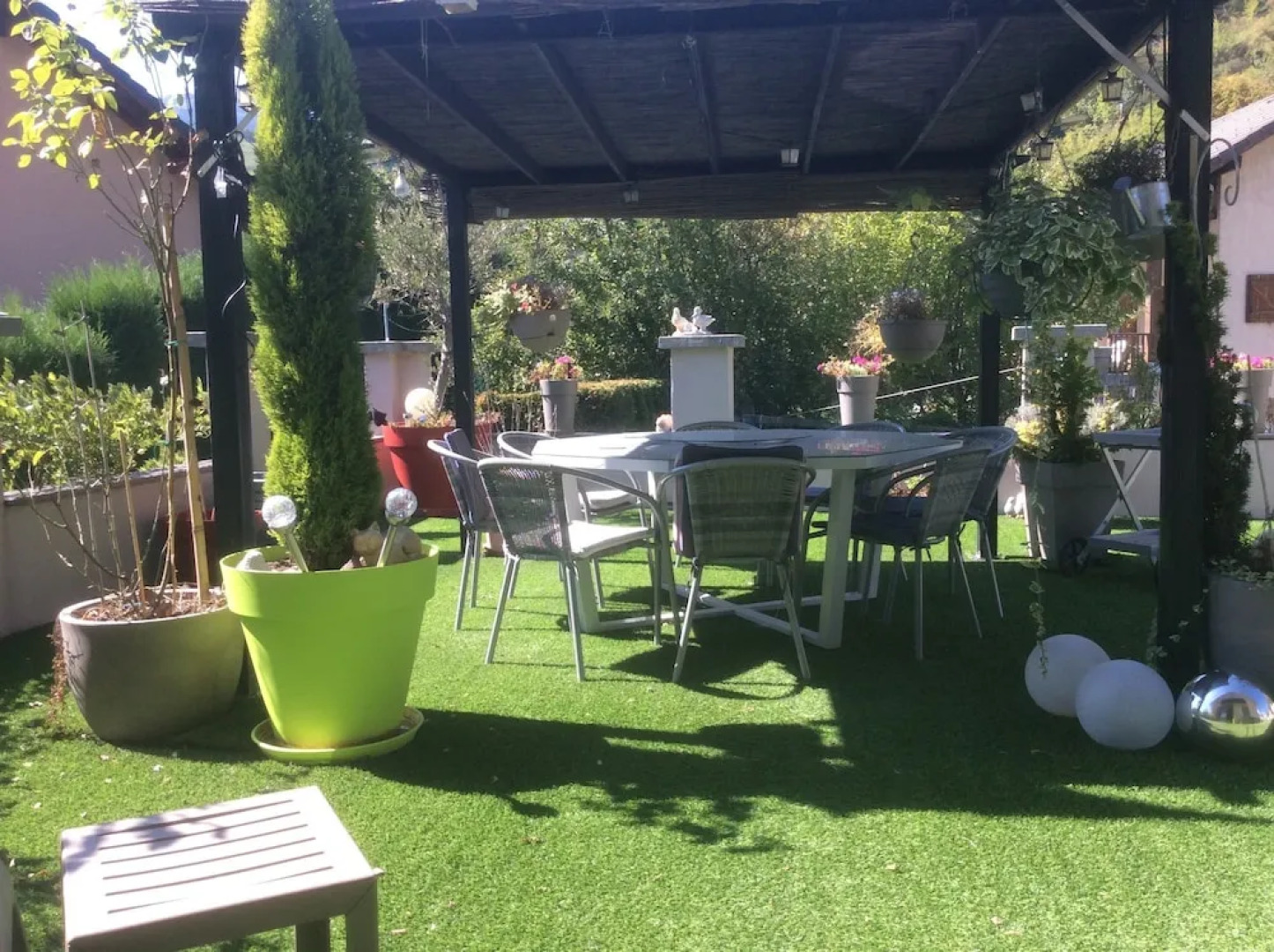 Chez Veronique Et Freddy