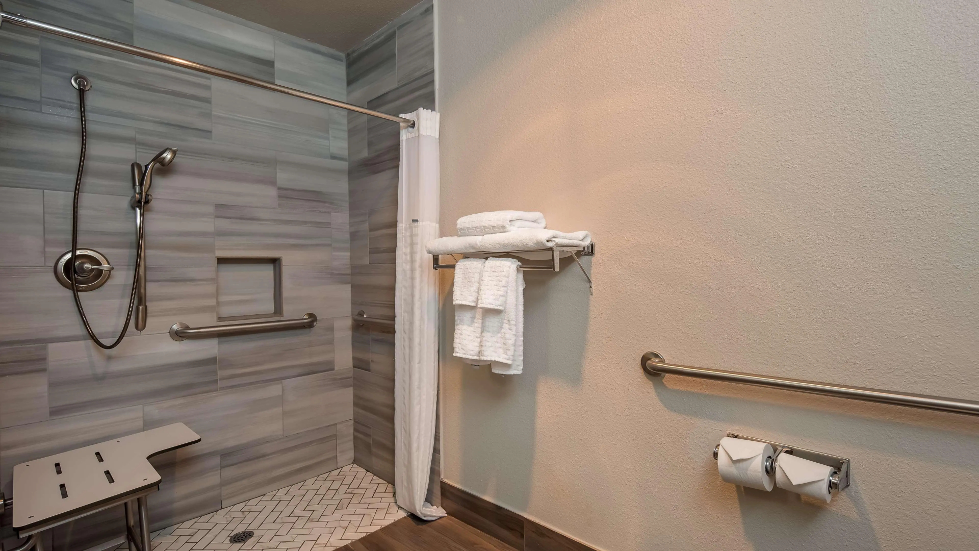 Best Western Plus Vineyard Inn