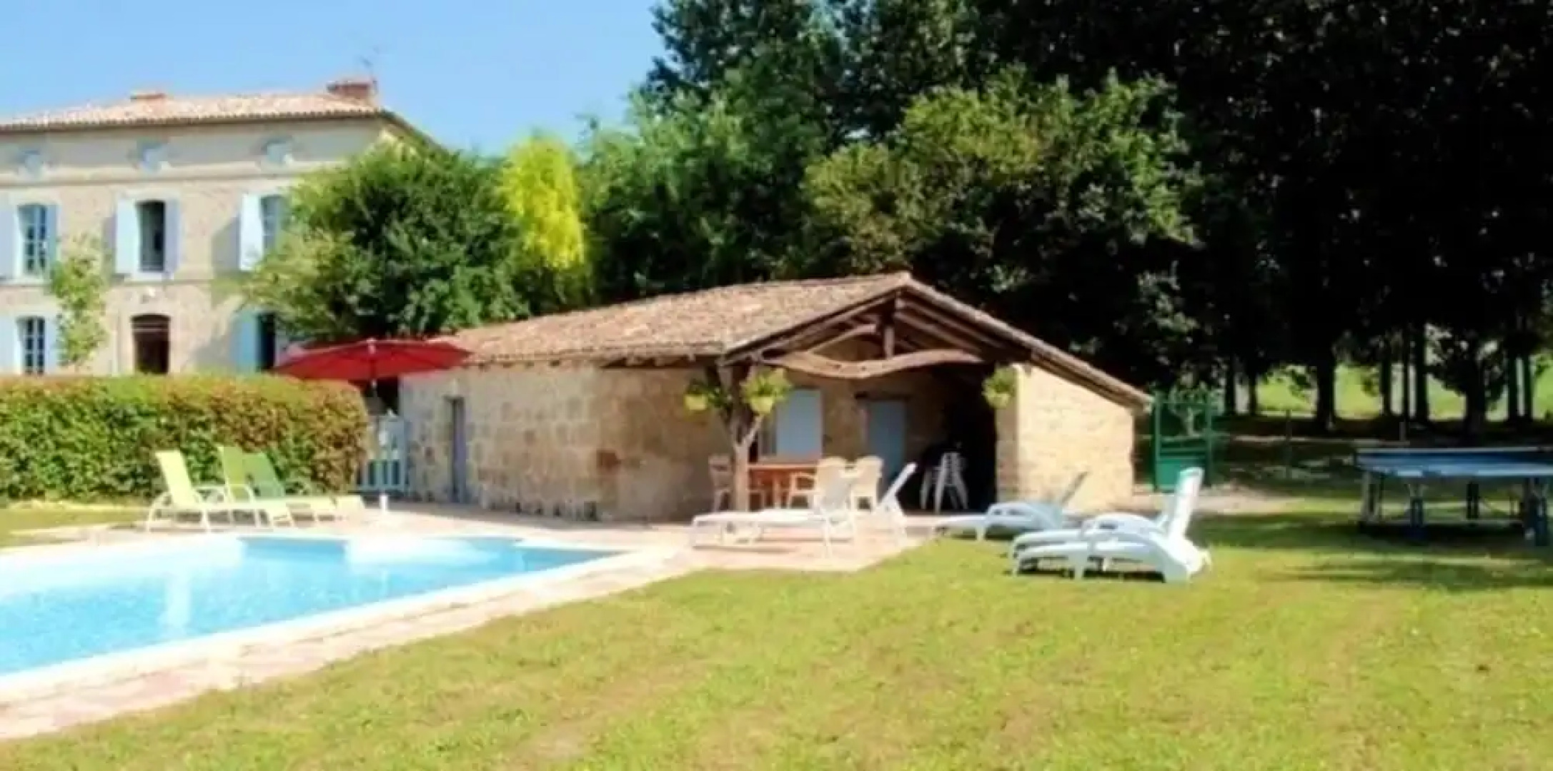 House With 2 Bedrooms in Puysserampion, With Wonderful City View, Pool