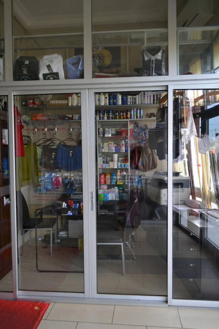 Peninsula Plaza Hotel