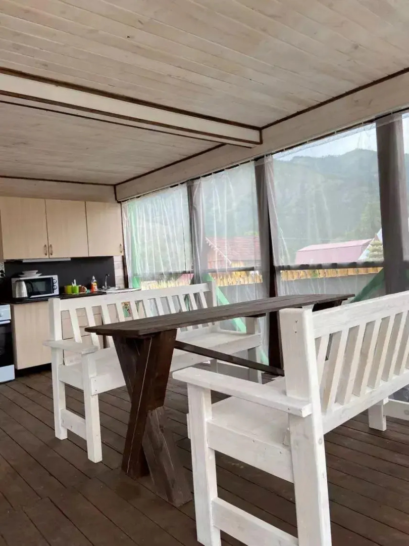 Lucky House (Лаки Хаус)