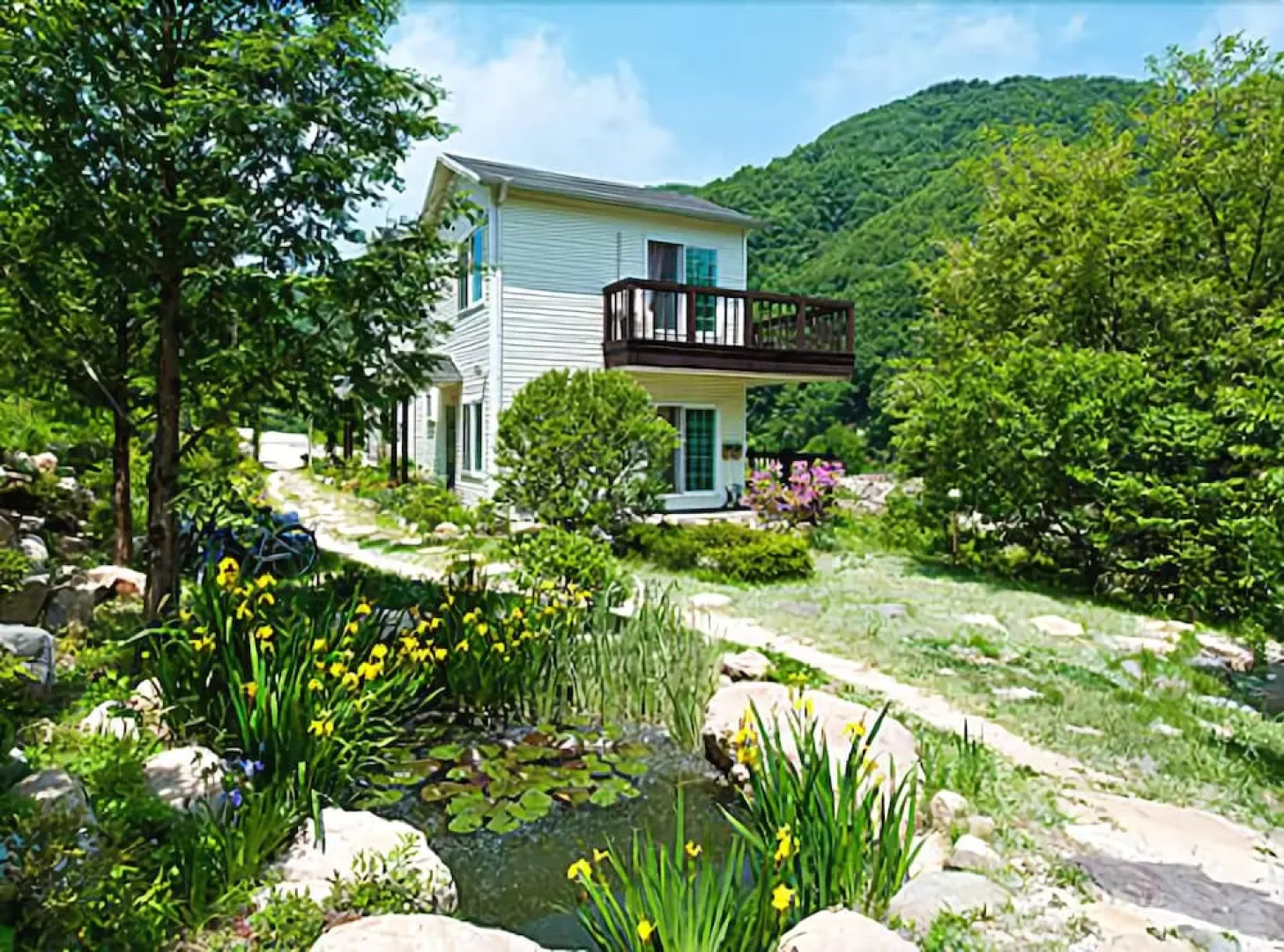 Gyeongju Forest Morning Pension