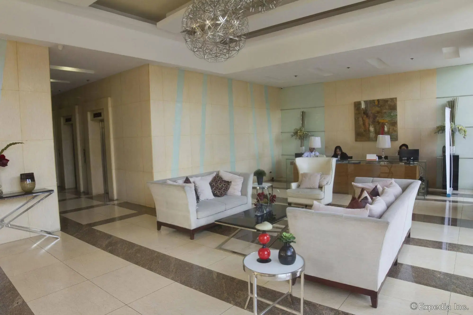 Sunshine City Suites