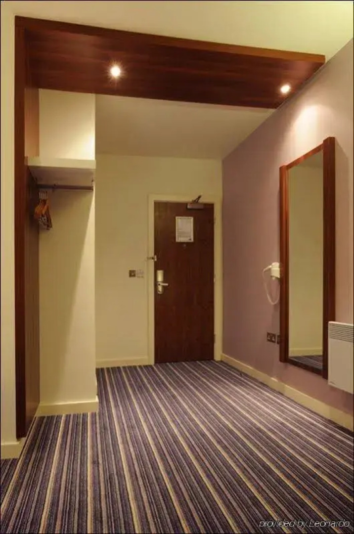 Holiday Inn Express Liverpool Hoylake