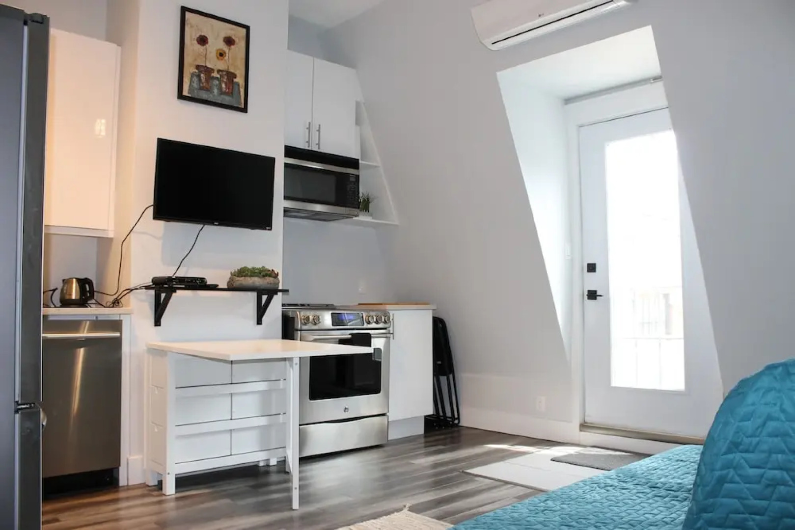 WOW Luxury Suites - Halifax Downtown