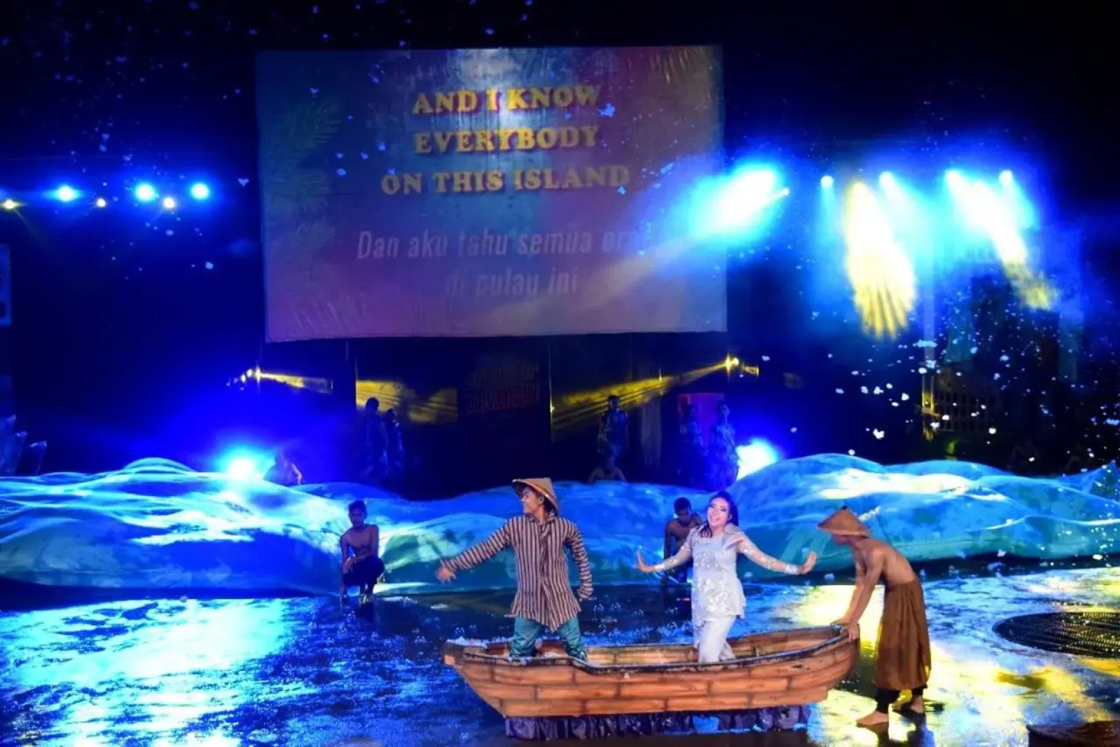 Transformer Center Hotel