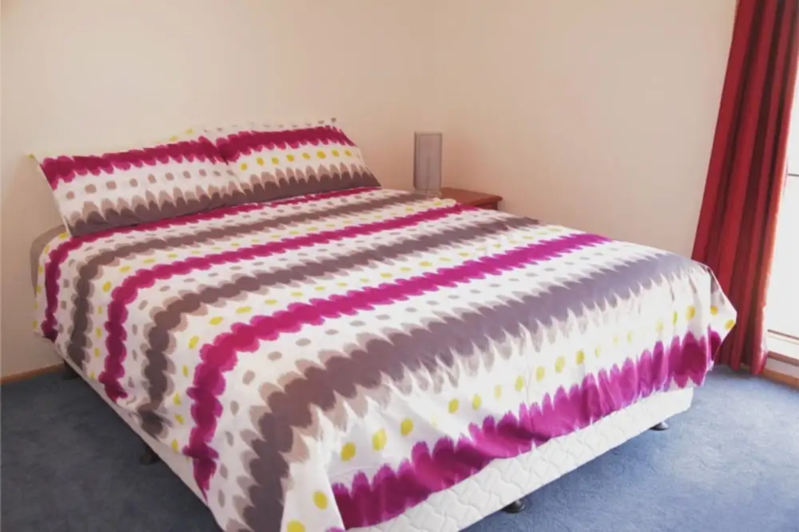 Soldiers Point Road, 50