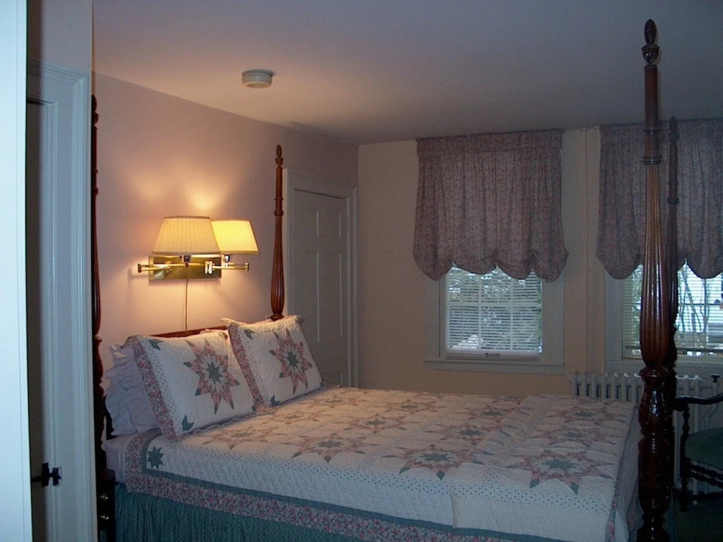 The Charleston House Bed & Breakfast