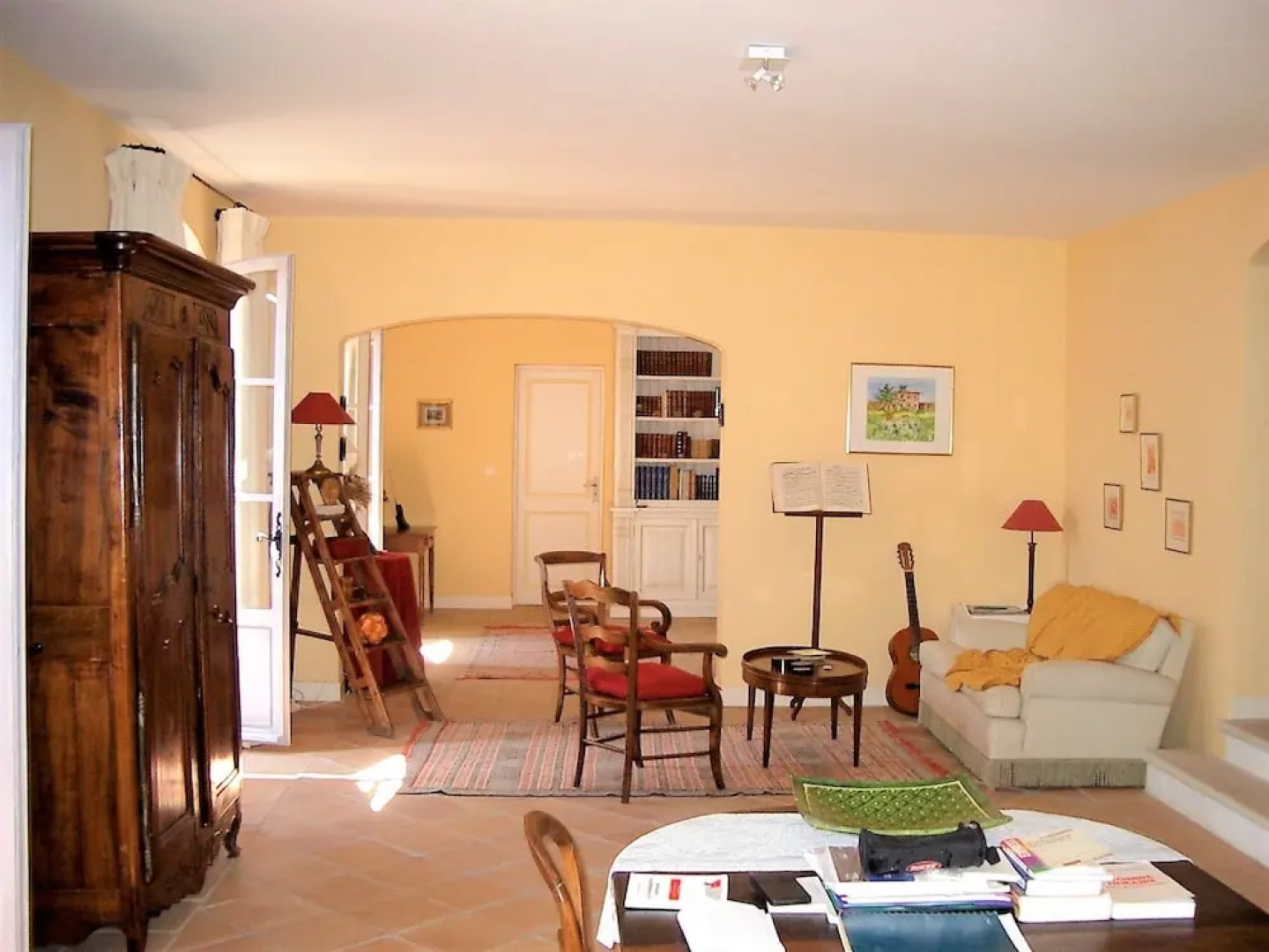 Villa With 5 Bedrooms in Saint Saturnin les Apt, With Wonderful Mounta