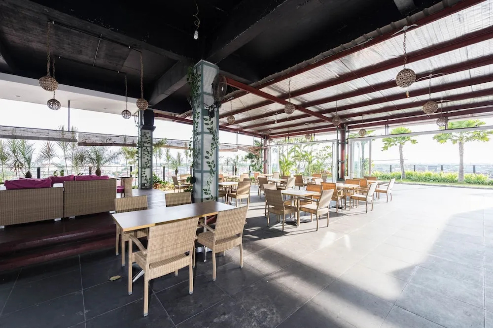 Airy Tengah Merdeka Barat 428 Pontianak