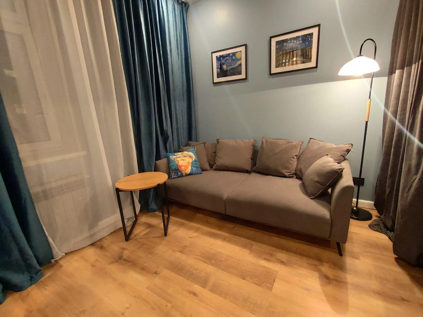 Уютная студия в переулке Рыбный