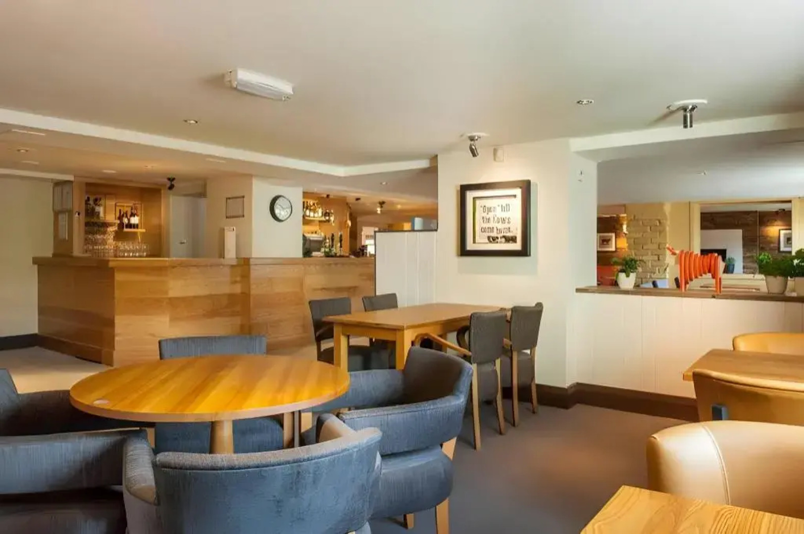 Premier Inn Wirral (Heswall)