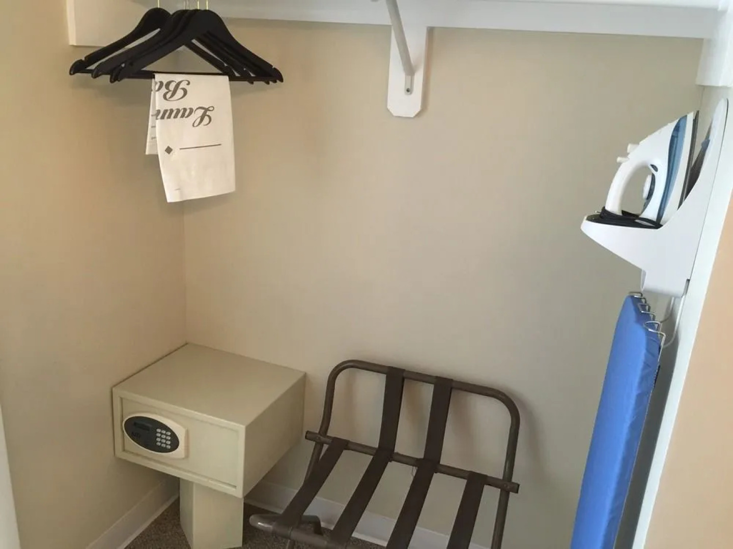 Brighton Suites Hotel