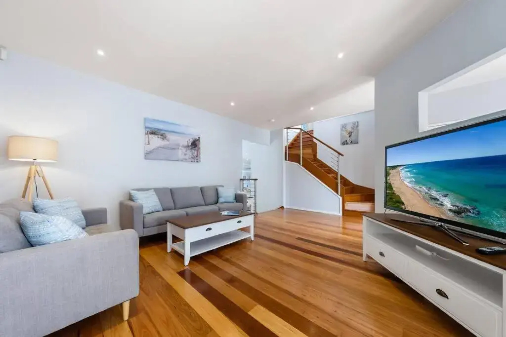 Sea Spray- Private Pool, Beach, Table Tennis