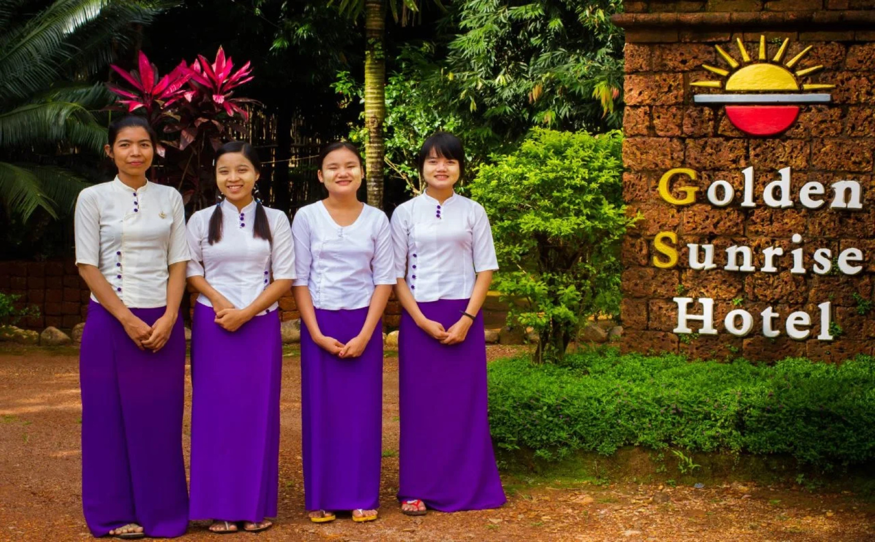 Golden Sunrise Hotel