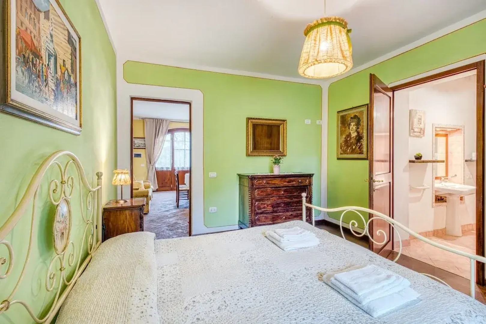 Maramaldo Gallonero Shared Pool Chianti