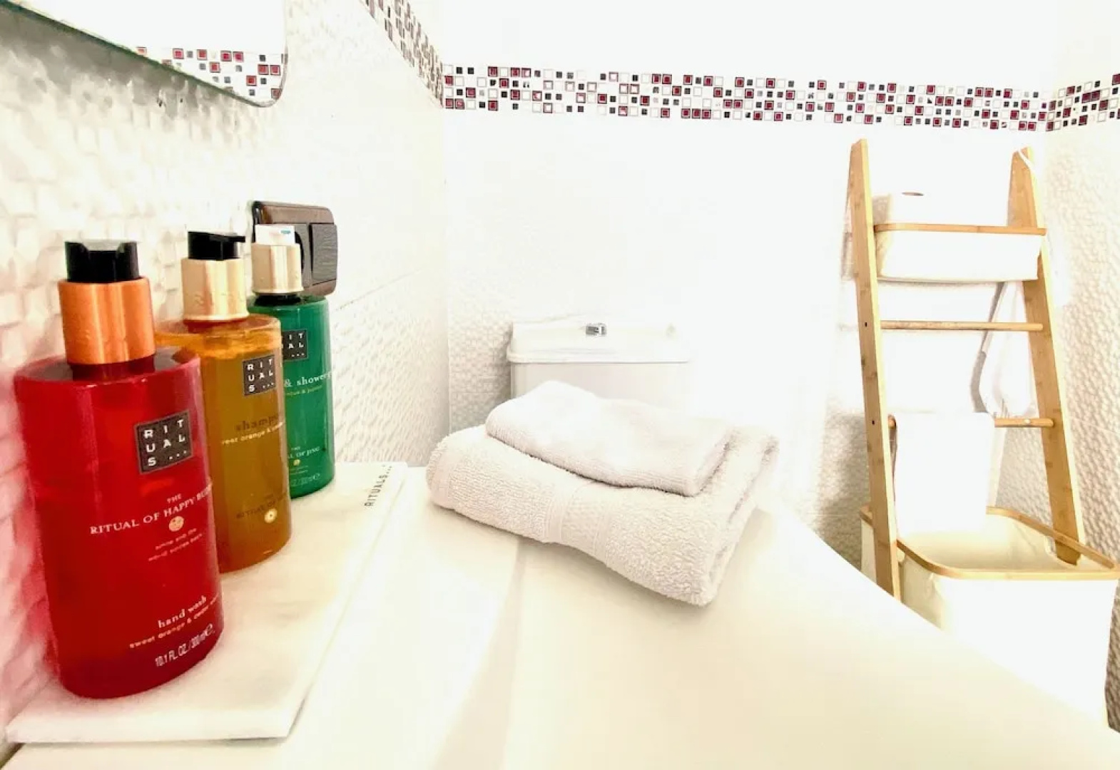 Zenit Guest House