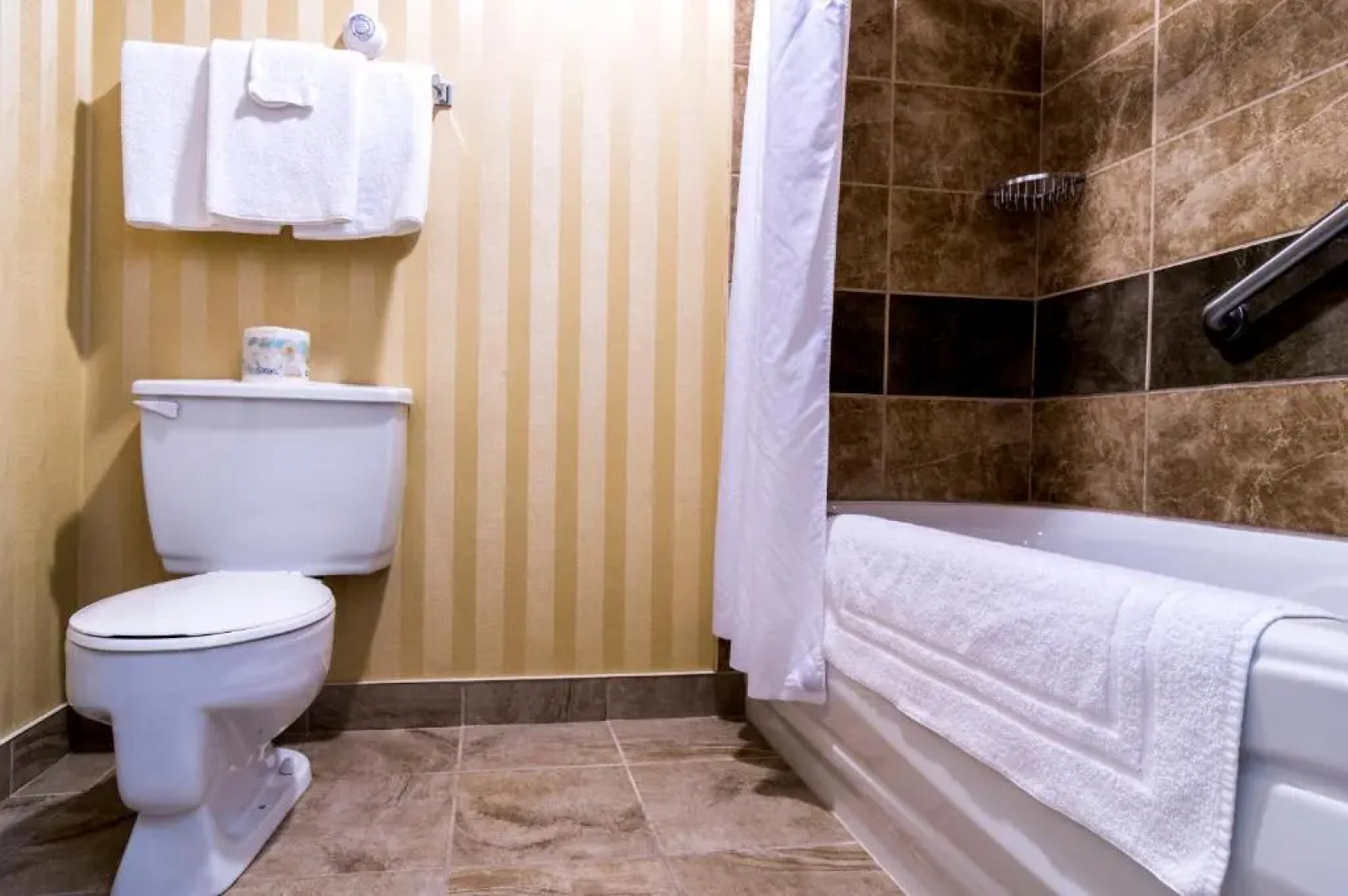 Sinbad's Hotel & Suites