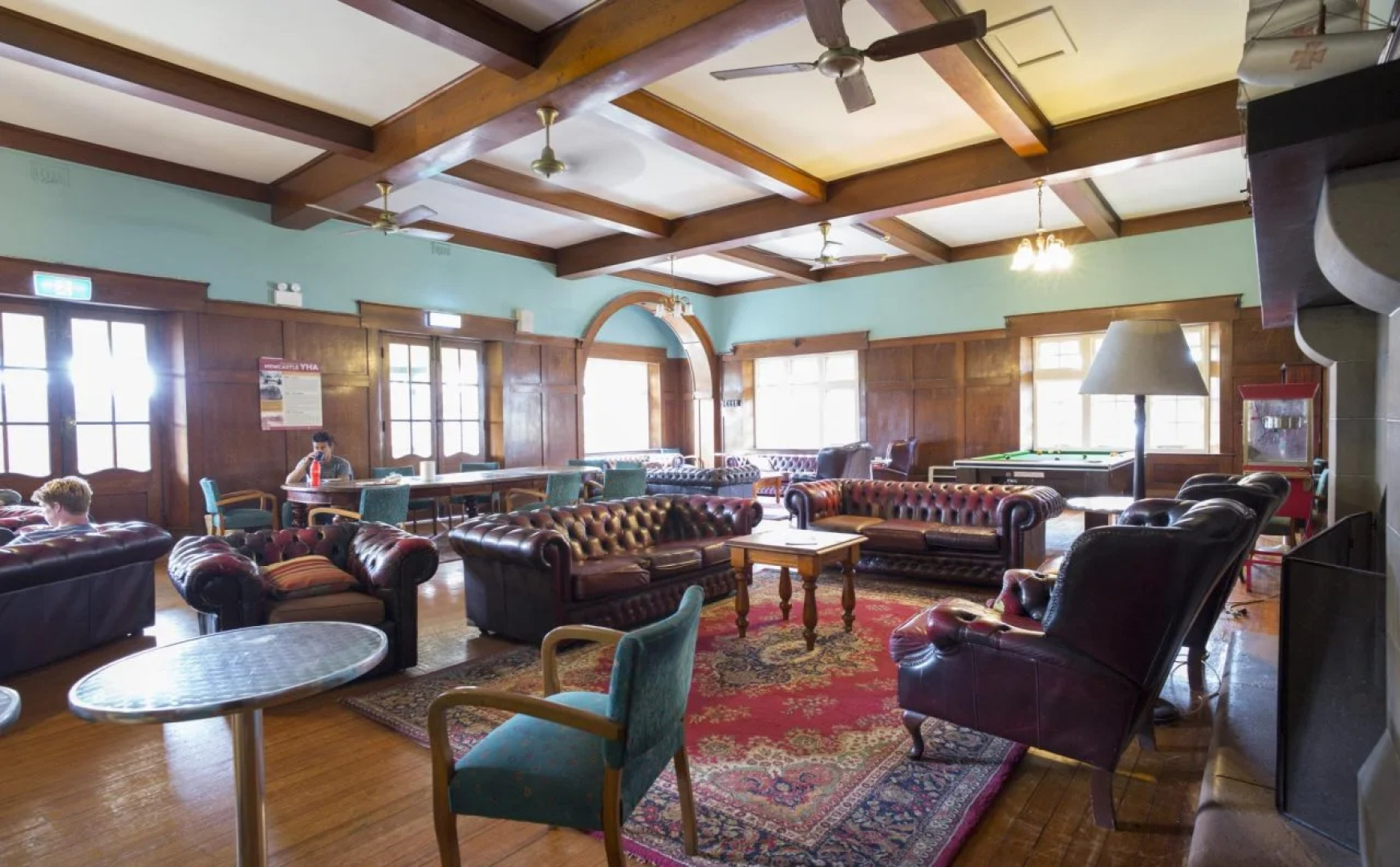 YHA Newcastle Beach