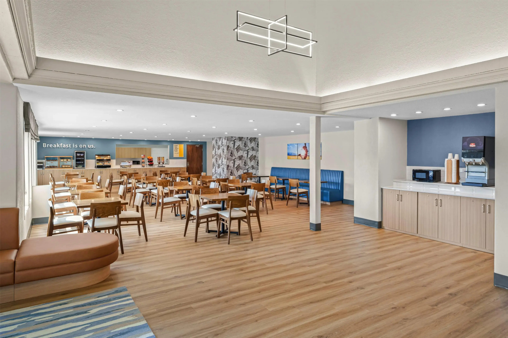 Days Inn by Wyndham Regina