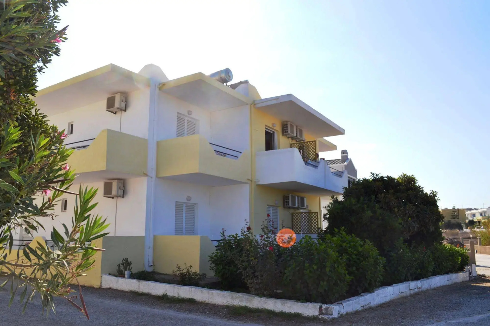 Yiannis Apartments