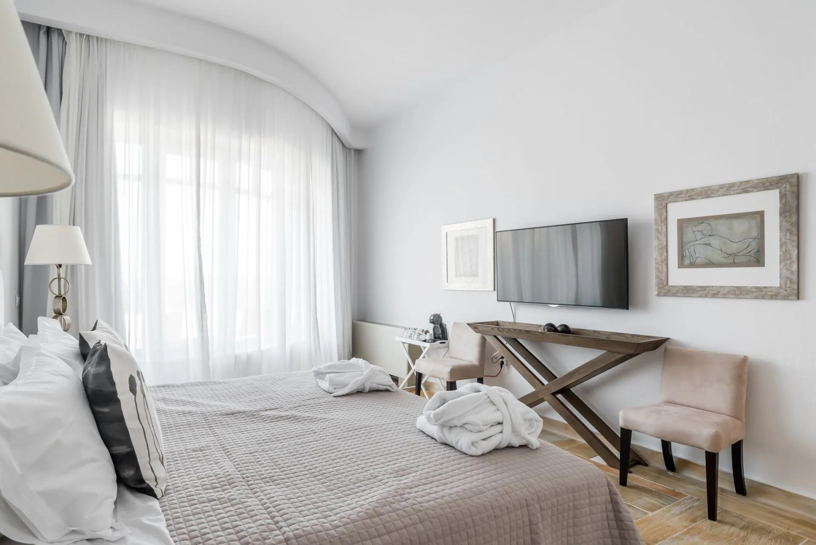 Capo Di Mykonos Resort