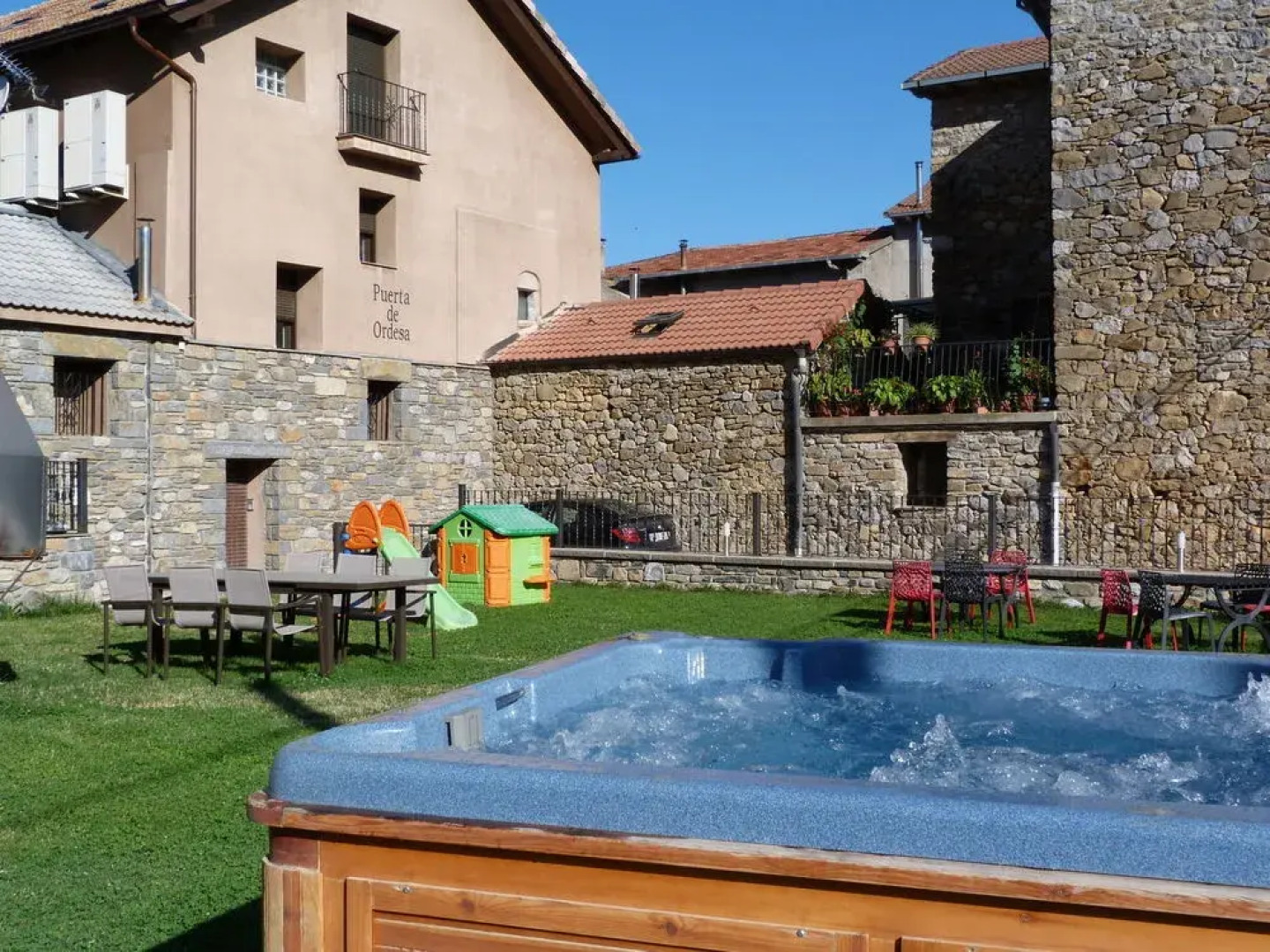 Apartamentos Puerta de Ordesa