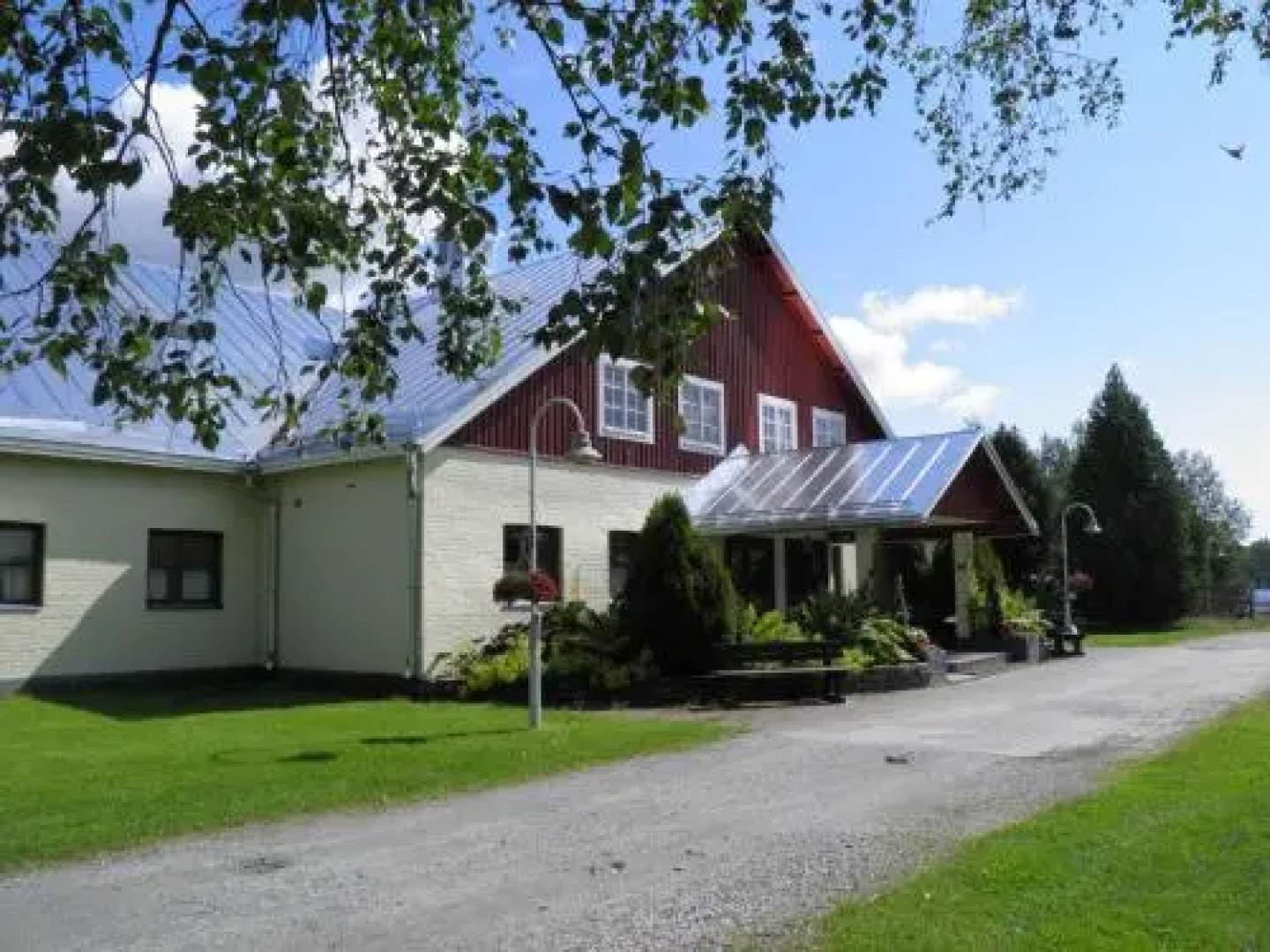 Hyvärilä Holiday-and Youth Centre