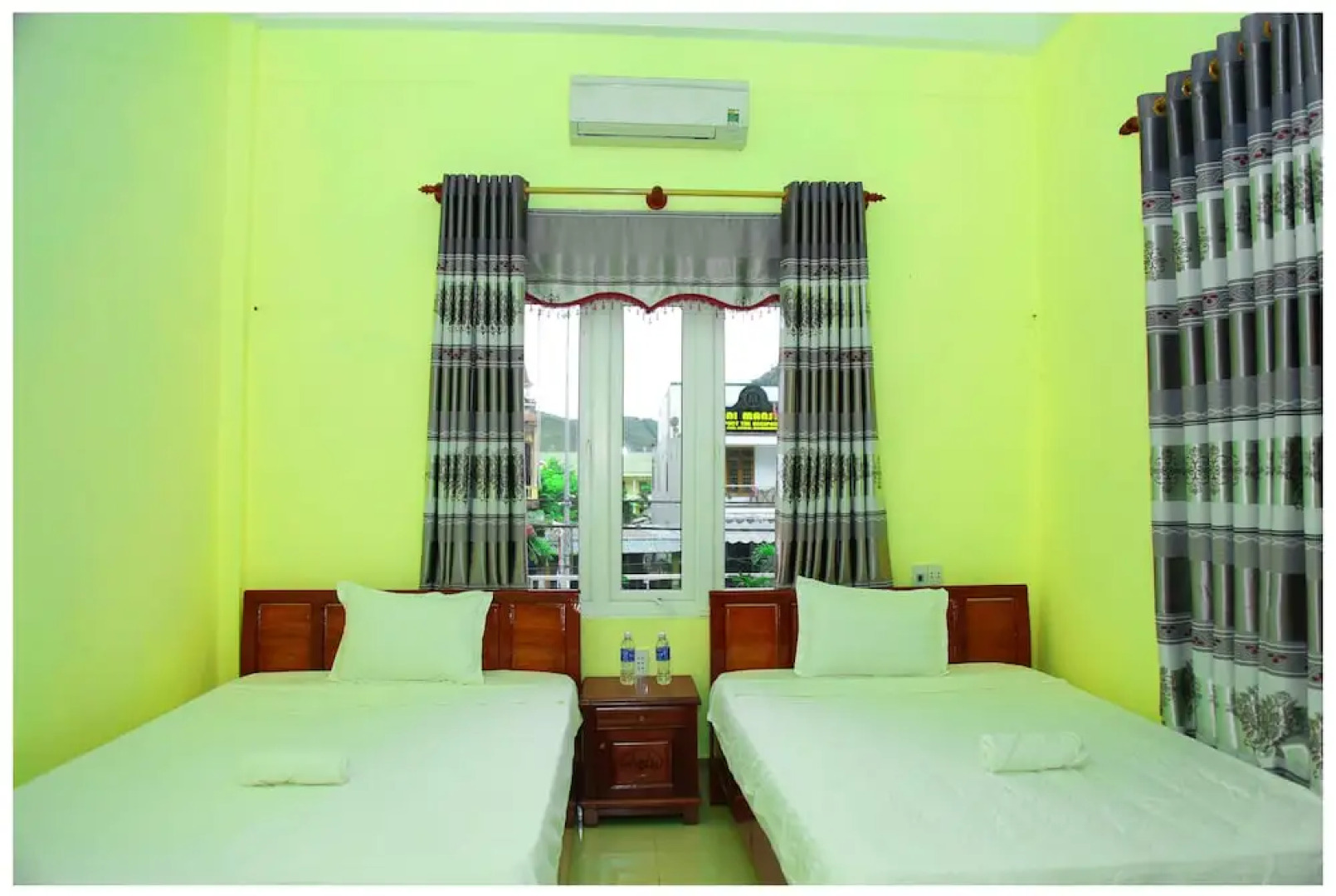 Hoan Chau Homestay - Hostel